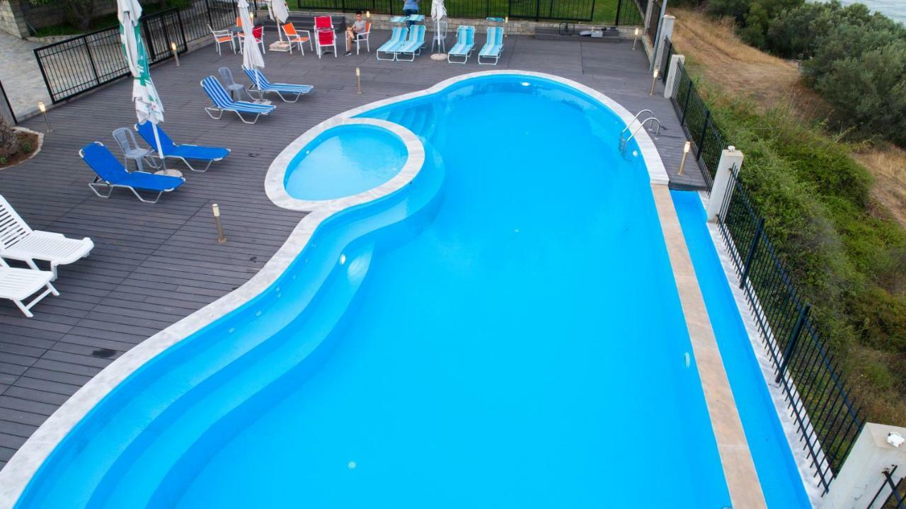 Secret Paradise Villas Loutra Elevtheron Экстерьер фото